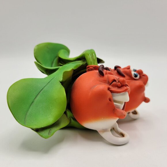 Giggling Raddishes Anthropomorphic Figurine Clay Art Radish Laughing Faces Decor - Picture 3 of 11